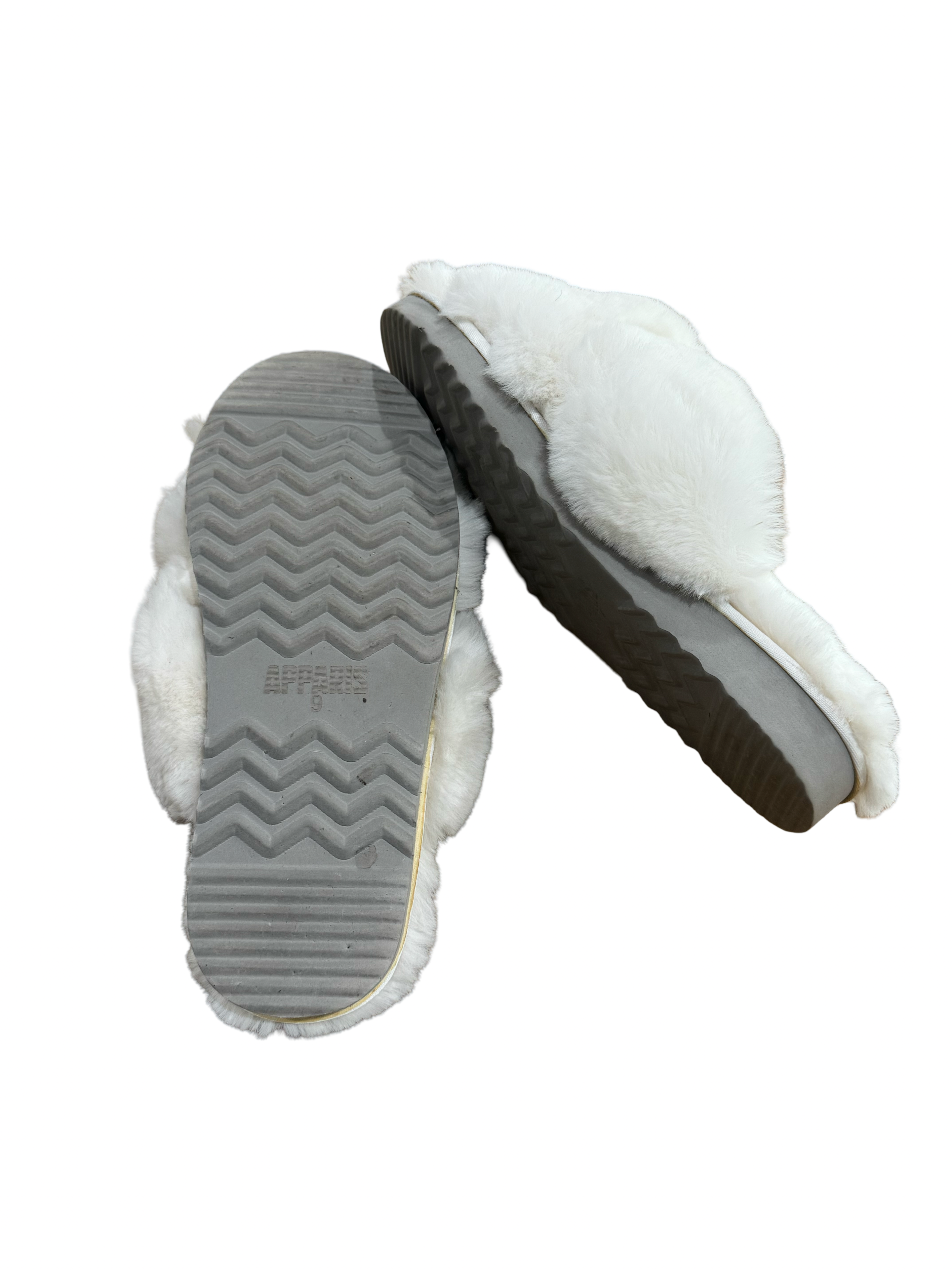 Apparis Cozy Fuzzy Crisscross Slippers